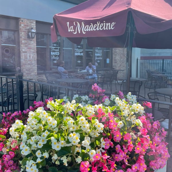 la Madeleine French Bakery & Café Bailey's Crossroads 24 tips from