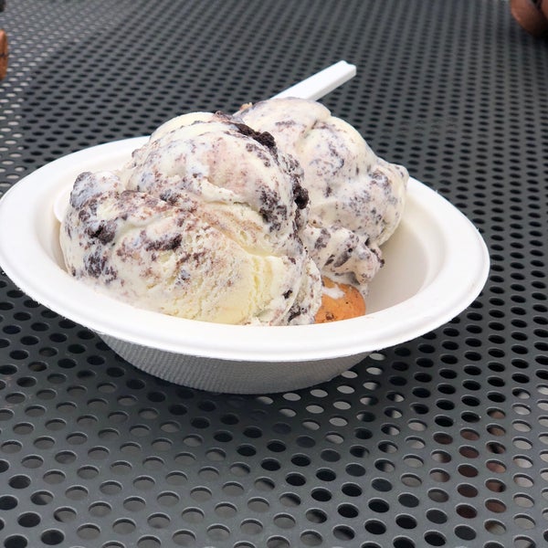 Photo taken at Ice Cream Jubilee by R on 7/24/2018