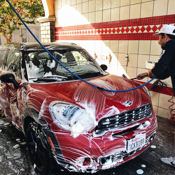 Car Wash 24 Hours Central Hollywood Los Angeles, CA