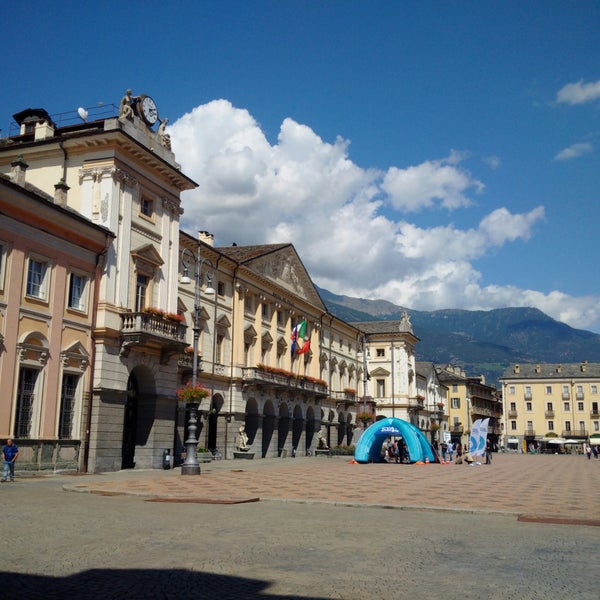 Photo taken at Piazza Chanoux by Edward v. on 8/19/2021