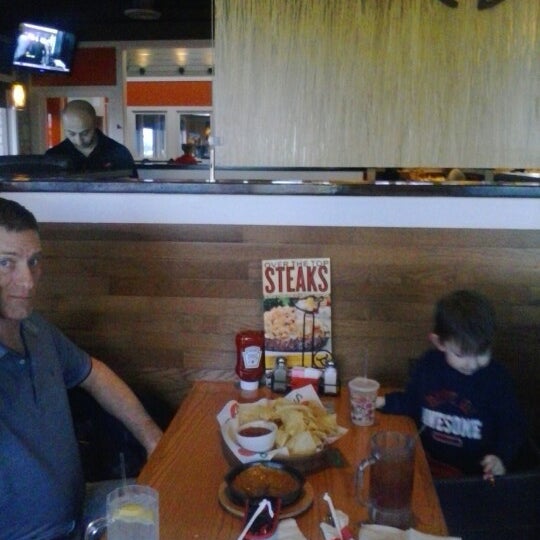 Photo taken at Chili&#39;s Grill &amp; Bar by Crystalle M. on 1/25/2013