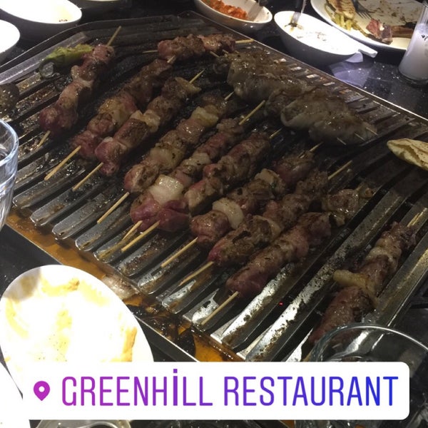 Das Foto wurde bei GreenHill Restaurant von AHMET E. am 6/17/2017 aufgenommen
