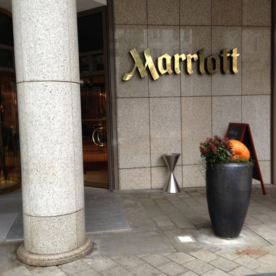 Photo taken at Hamburg Marriott Hotel by John on 11/9/2012