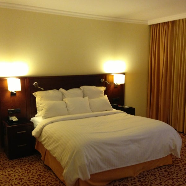 2/6/2013にJohnがCologne Marriott Hotelで撮った写真