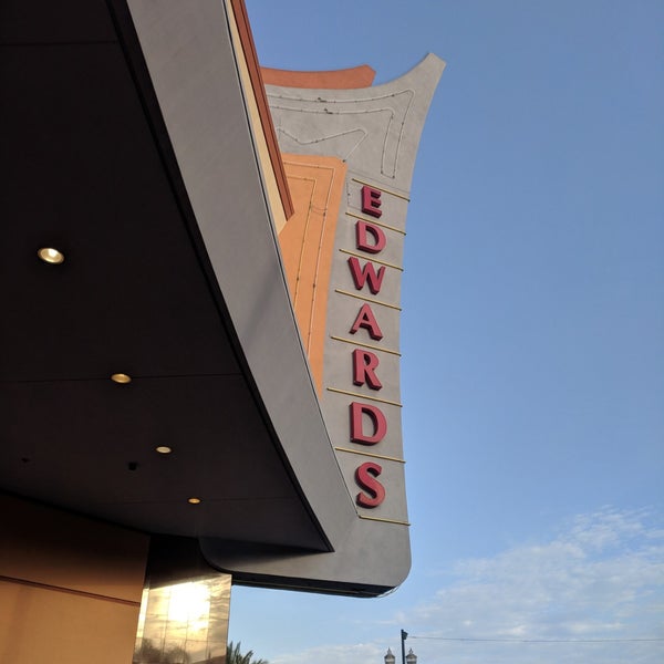 Foto di Regal Edwards Alhambra Renaissance & IMAX Alhambra, CA