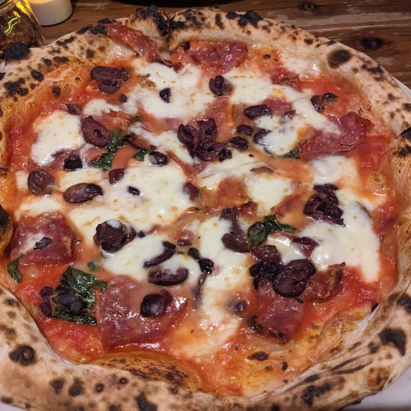 รูปภาพถ่ายที่ Sottocasa Pizzeria โดย Carol H. เมื่อ 10/23/2023