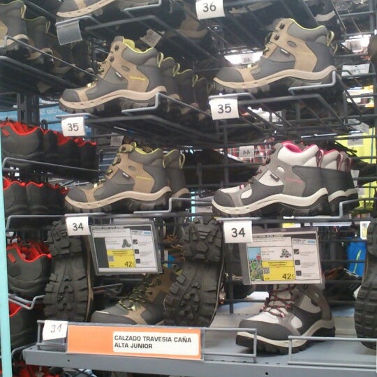 Decathlon Usera Orcasitas Madrid, Madrid