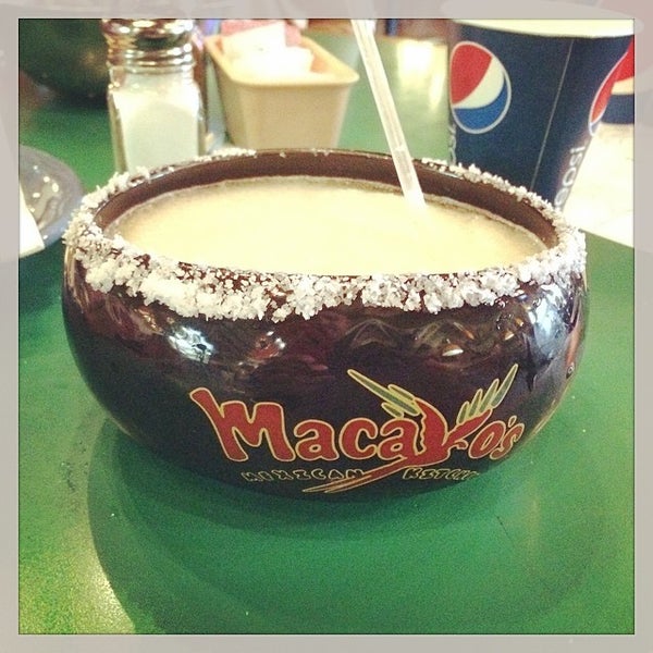 3/29/2014 tarihinde Gabriel R.ziyaretçi tarafından Macayo&#39;s Mexican Food'de çekilen fotoğraf