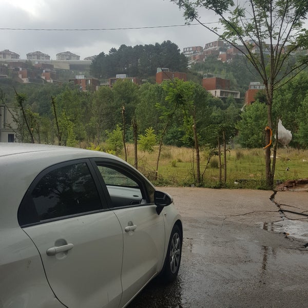 Photo taken at Çubuklu Vadi Evleri by Elif Ş. on 7/16/2017