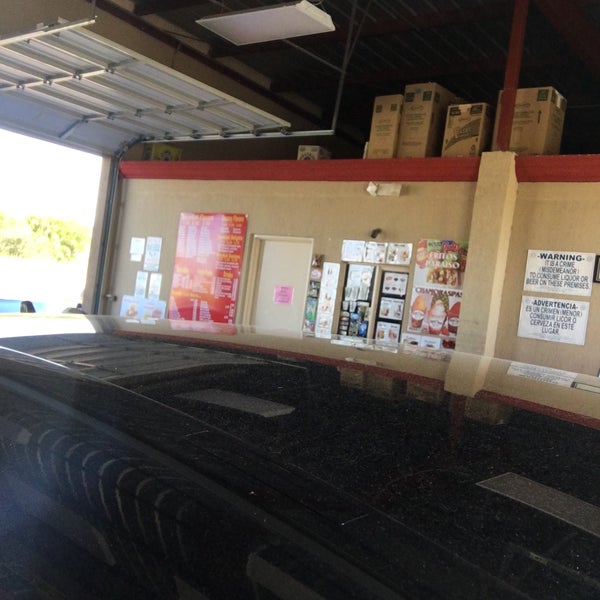 Tropical Island Raspa Stand Dessert Shop