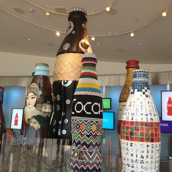 Photo taken at World of Coca-Cola by Alexandre V. on 4/16/2013