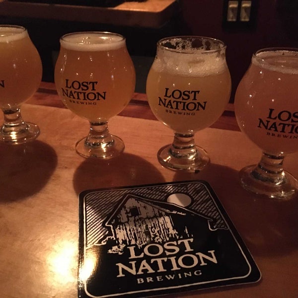 Foto tirada no(a) Lost Nation Brewing por Robert P. em 11/15/2019