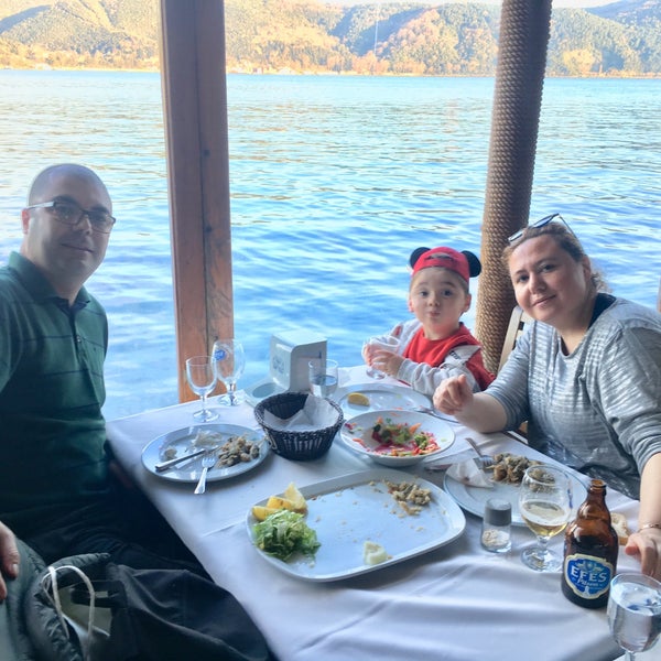 3/17/2019 tarihinde Serkan P.ziyaretçi tarafından Iskele Balik Restaurant'de çekilen fotoğraf