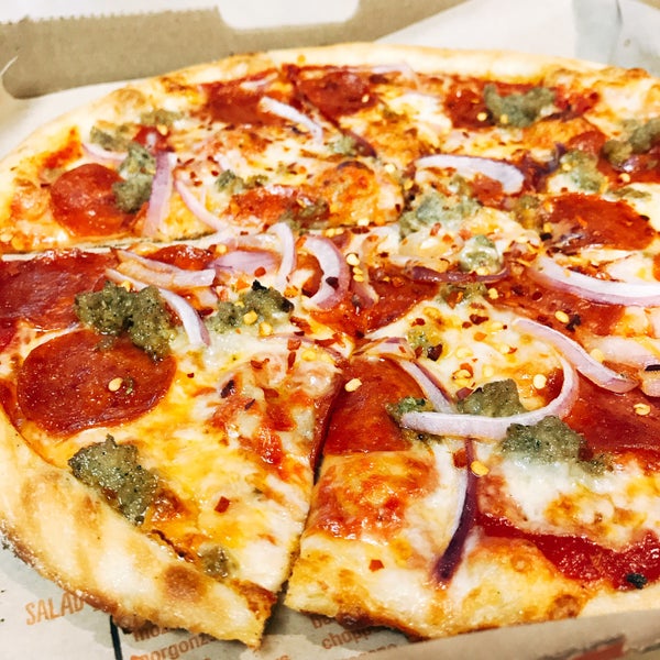 6/16/2018 tarihinde Mizuho .ziyaretçi tarafından Blaze Pizza'de çekilen fotoğraf