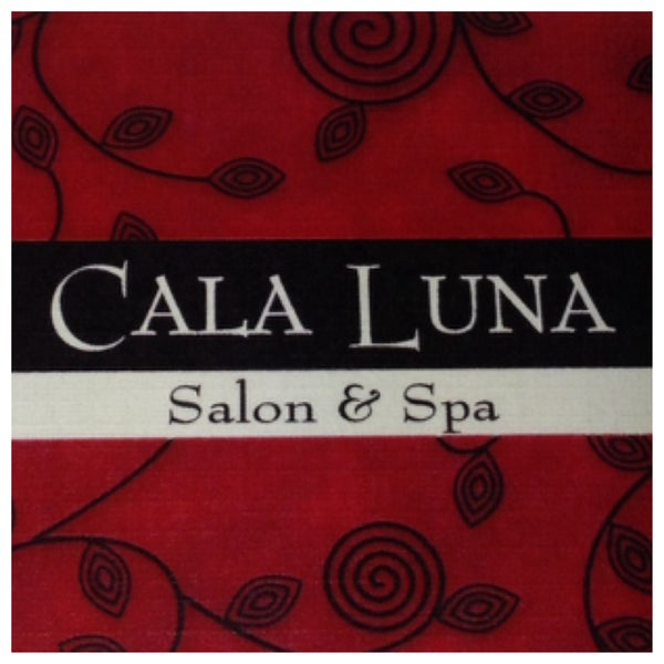 รูปภาพถ่ายที่ Cala Luna Salon &amp; Spa โดย Cala Luna Salon &amp; Spa เมื่อ 10/13/2013