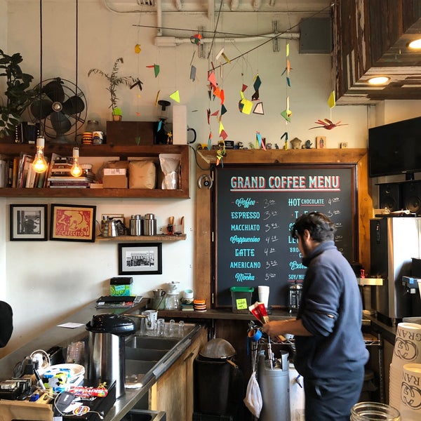12/10/2018 tarihinde Eron S.ziyaretçi tarafından Grand Coffee'de çekilen fotoğraf