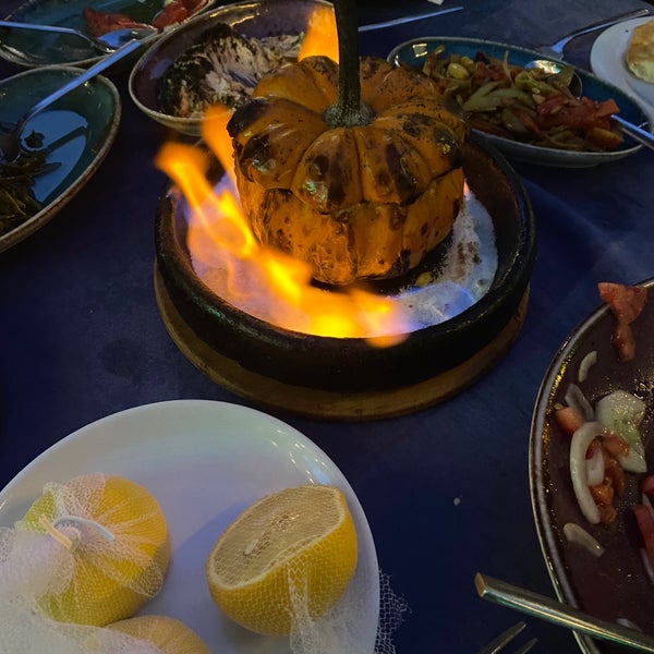 Foto scattata a Lagos Balık Restaurant da Serkan K. il 9/12/2022
