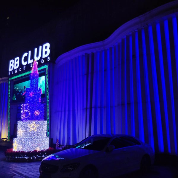 D b club. D b club