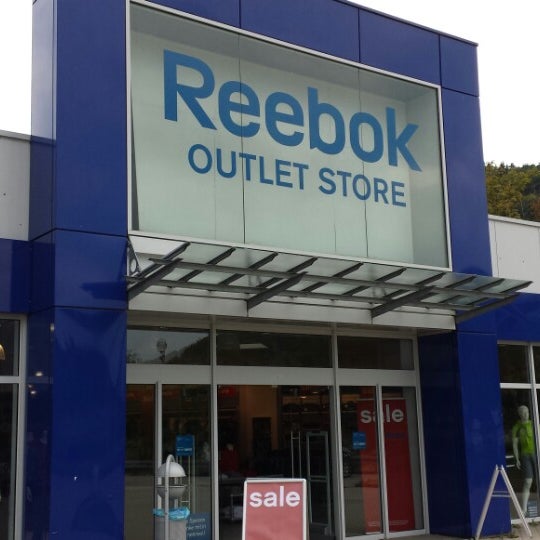 Muchos Soberano usted está Reebok Outletcenter - 95 Besucher