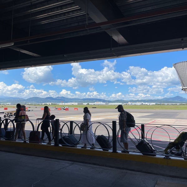 Guacamole Mexican Grill Aeropuerto Internacional de Guanajuato