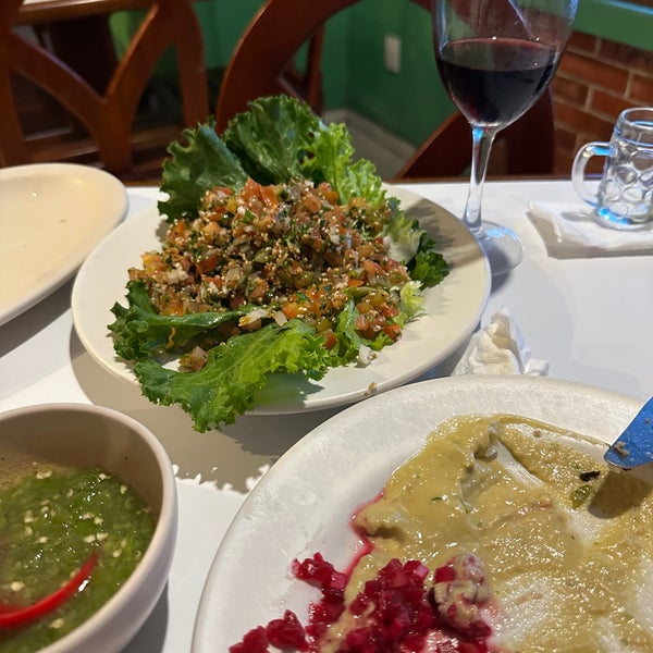 3/19/2023 tarihinde Tania E.ziyaretçi tarafından Restaurant Byblos - Comida y Tacos Arabes'de çekilen fotoğraf