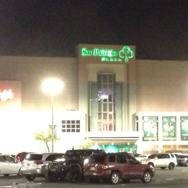 photos-at-san-patricio-plaza-shopping-mall-in-guaynabo