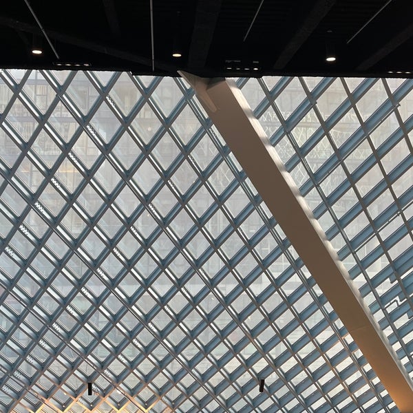 Photo taken at Seattle Central Library by Davy S. on 1/16/2024