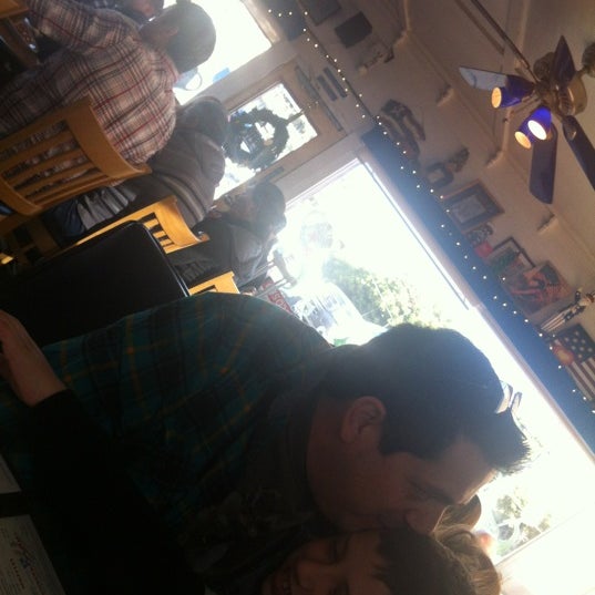 12/28/2012 tarihinde Romy S.ziyaretçi tarafından Penny&#39;s All American Cafe'de çekilen fotoğraf