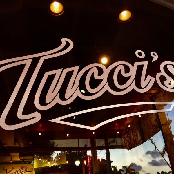 Photo taken at Tucci&#39;s Fire N Coal Pizza by Oleksii S. on 5/21/2017