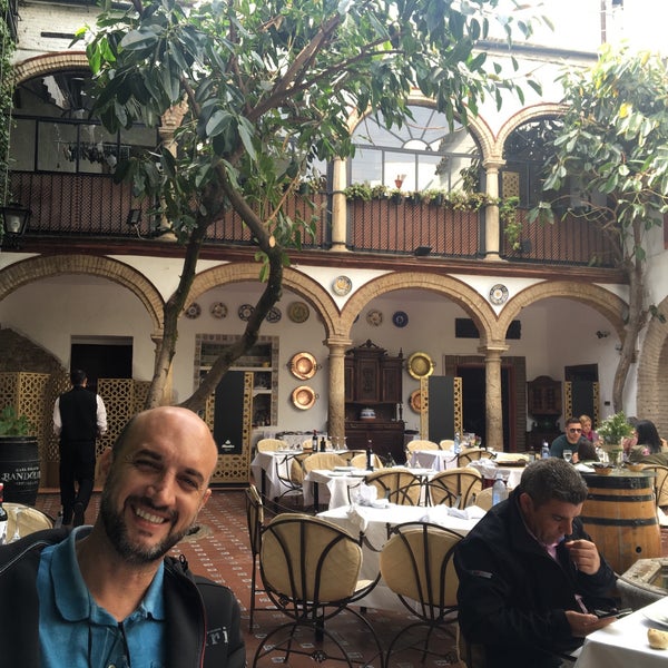 Das Foto wurde bei Restaurante Casa Palacio Bandolero von Lilian M. am 3/17/2017 aufgenommen