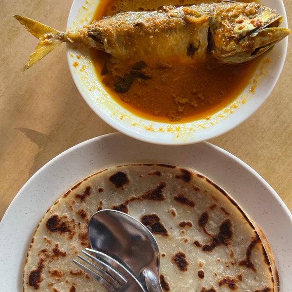 Kak Ina Roti Jala - Breakfast Spot