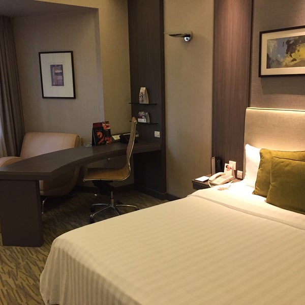 Foto diambil di M Hotel Singapore oleh s∂k∂ pada 1/22/2019