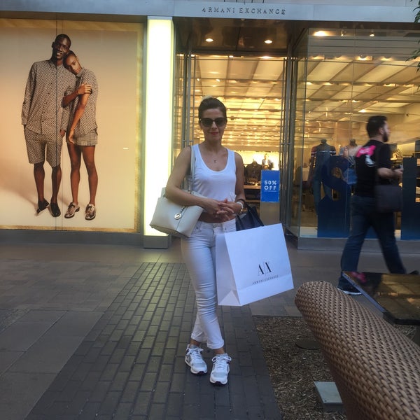 armani exchange fashion valley
