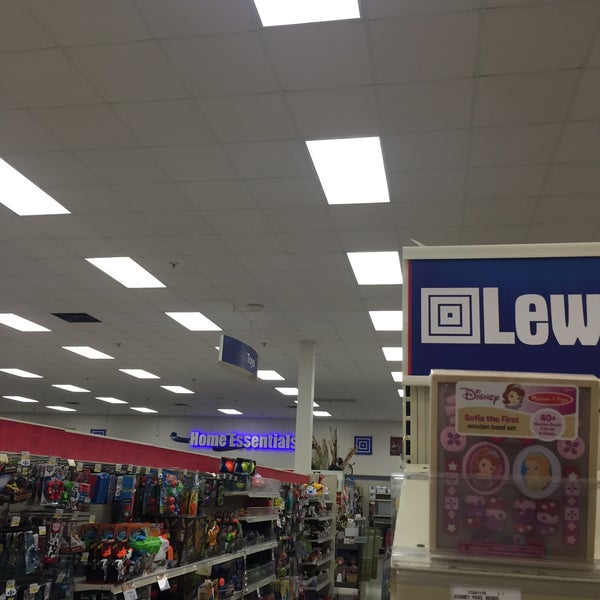 Lewis Drug 2700 W 12th St