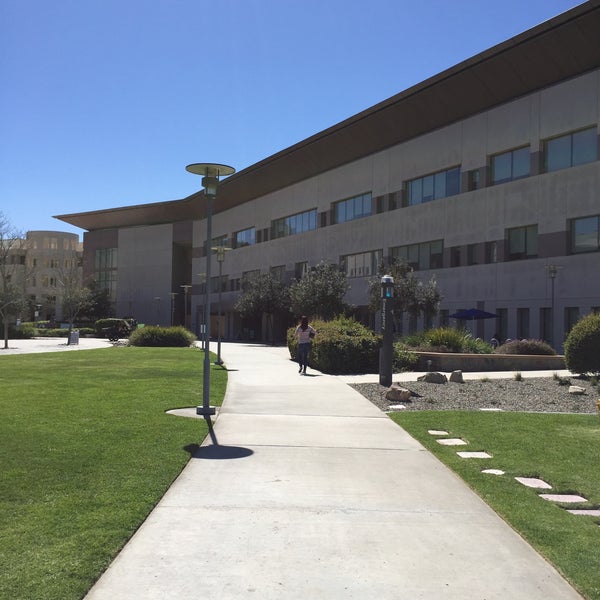 Photo taken at California State University San Marcos by World Travels 24 on 3/6/2015
