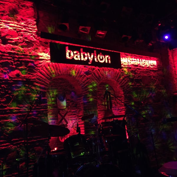 Foto diambil di Babylon Lounge oleh F.Korkmaz P. pada 2/14/2015