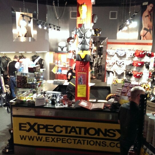 Foto scattata a Expectations da Brent N. il 3/14/2014