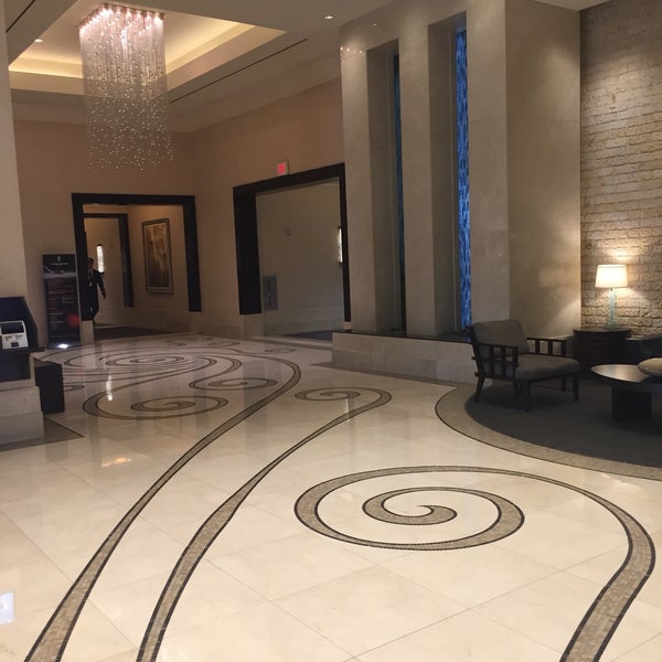 Photo taken at The Signature at MGM Grand by Ricarda Christina H. on 3/20/2019