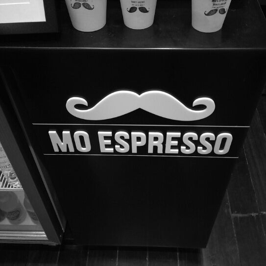 Foto diambil di Mo Espresso oleh Leigh G. pada 6/19/2013