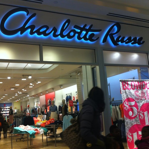 Charlotte Russe Women s Store in Mill Basin