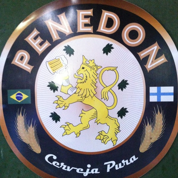 Foto tirada no(a) Penedon Brew Pub por Vinicius Henrique C. em 1/5/2013