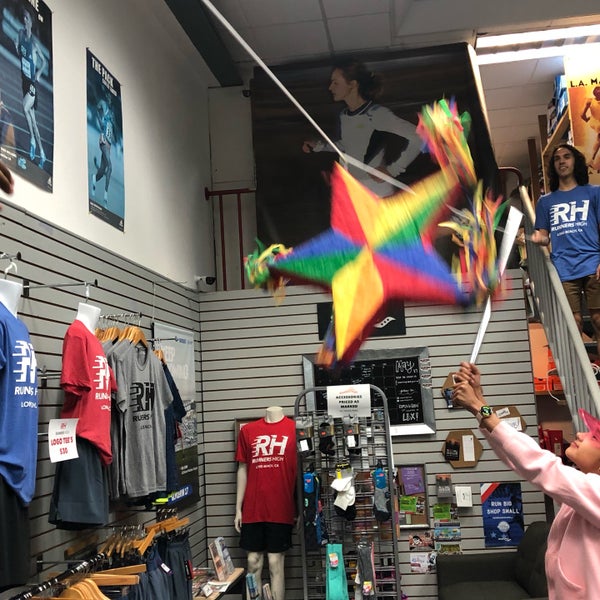 runners high shoe store