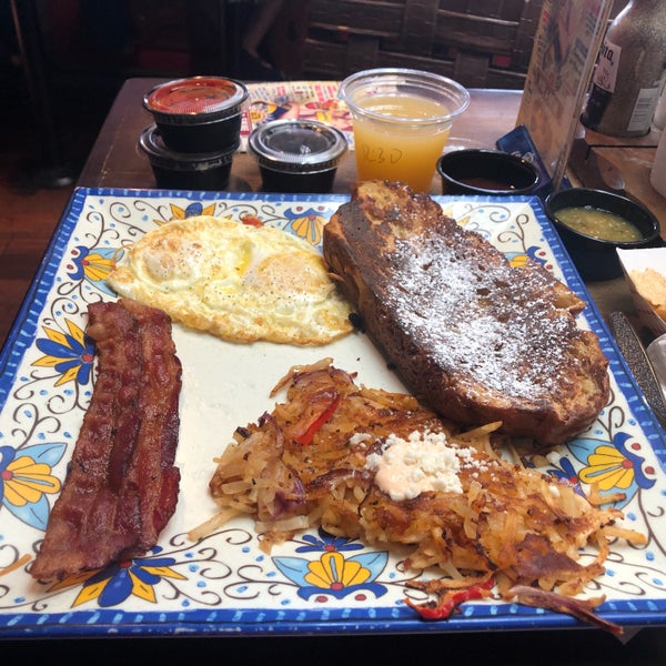 Baja Sharkeez Bar in Manhattan Beach