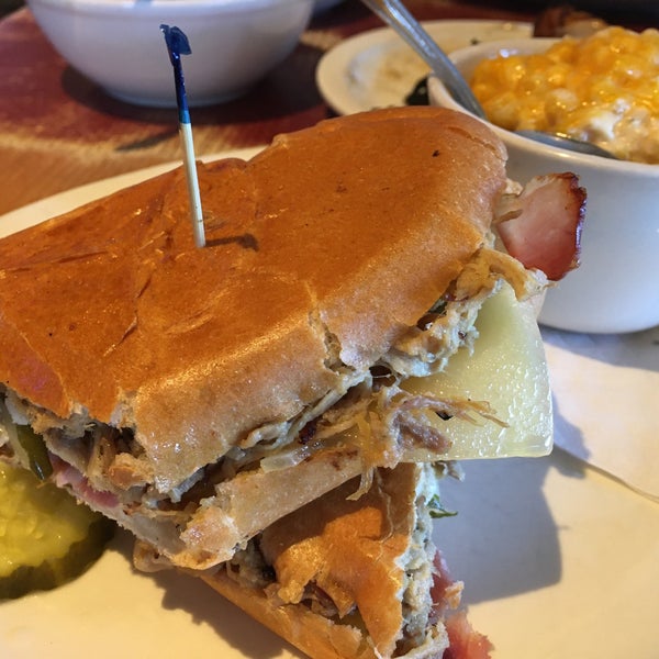 Wobbly Boots BBQ Joint in Osage Beach