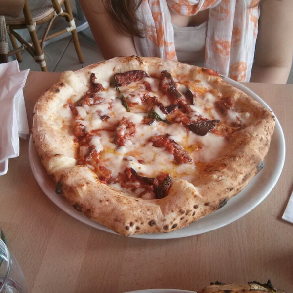 Photo taken at Pizzeria Salvo by Valentino P. on 5/24/2013