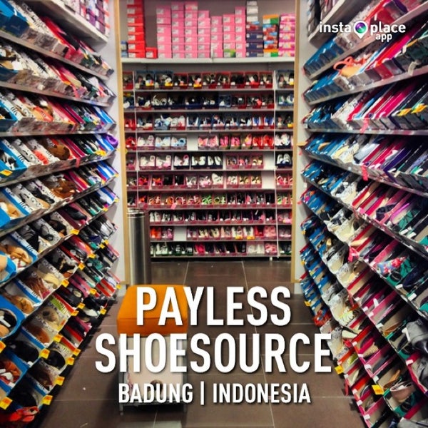 payless royal plaza