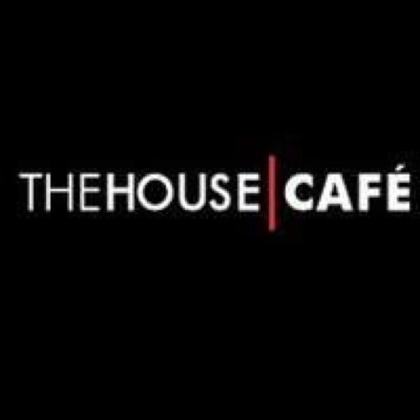 Foto tirada no(a) The House Café por Cihan B. em 2/11/2013