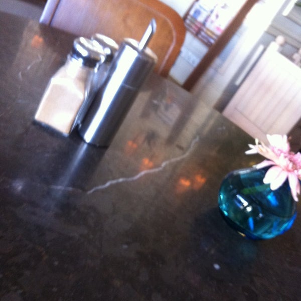 5/1/2013にCihan B.がThe House Caféで撮った写真