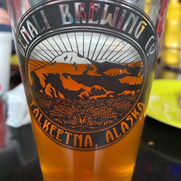 Photo taken at Humpy&#39;s Great Alaskan Alehouse by M S. on 1/29/2020