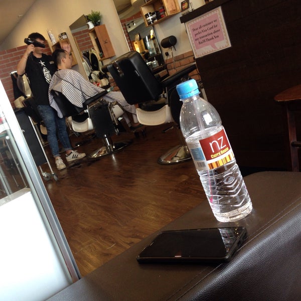 Huuk Hair Studio Salon Barbershop In Wilayah Persekutuan Kuala Lumpur